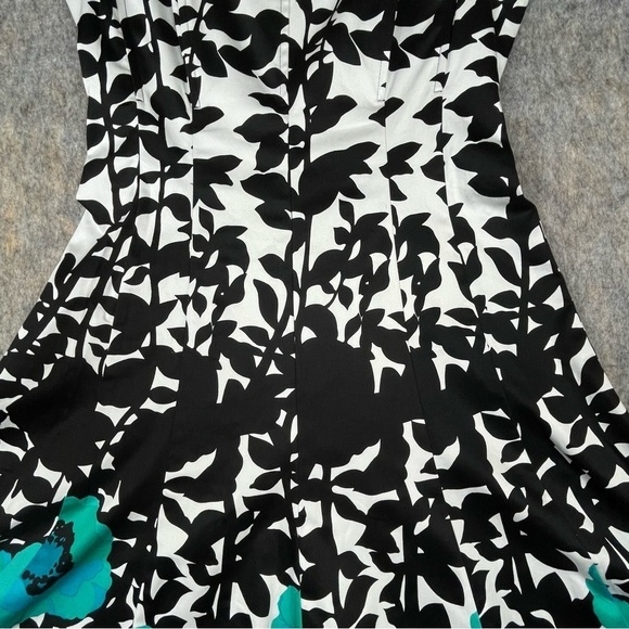 Nine West Sleeveless ALine Classic Fitted Bodice w/Boning Floral Border Dress 8 - Picture 8 of 16